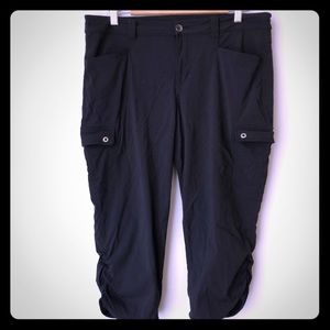 Eddie Bauer Hiking Cropped Pants